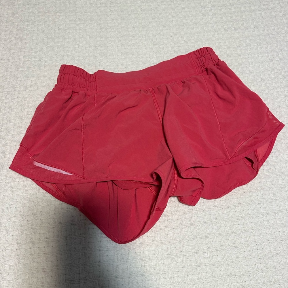 lululemon low rise 2.5 size 8